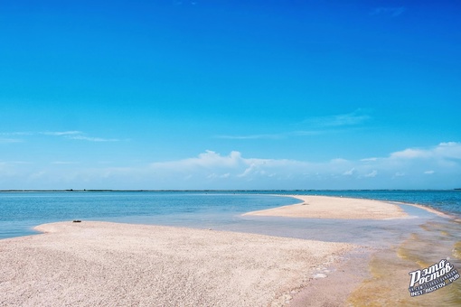 💙 Глафировская коса, Азовское море. Это настоящий рай. И всего часах в трех езды от Ростова!  📍Координаты:..