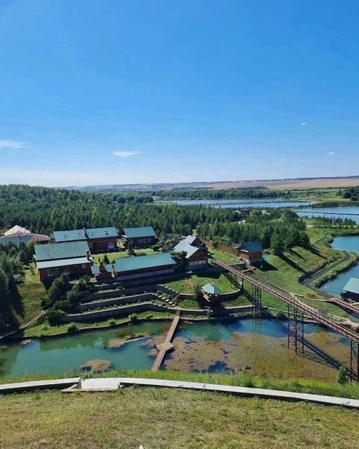 Из всех мест в Татарстане именно этот загородный комплекс "Мингер" напоминает место, где время застыло. Не..