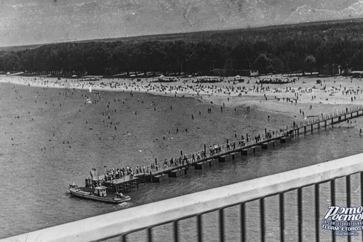 🏖 Центральный пляж города Ростова-на-Дону, 70-80 года! 
Вот время было! Жаль, наши дети это не увидят и не..