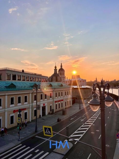 🌇 Вновь любуемся вечерней..