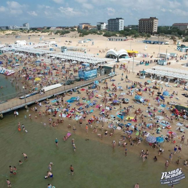 Пик сезона на черноморских пляжах ⛱🏖 
Сеанс бесплатной уринотерапии обеспечен..