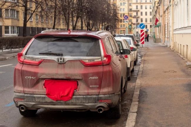 Платную парковку в Петербурге сделали поминутной  Поминутная тарификация в зоне платной парковки возможна..