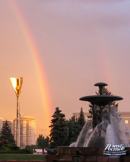 ⛈️ Гроза и радуга на Театральной..