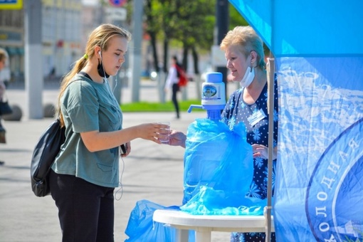 В Ростовской области на выходных температура воздуха повысится до +42 градусов.  По данным синоптиков, в..