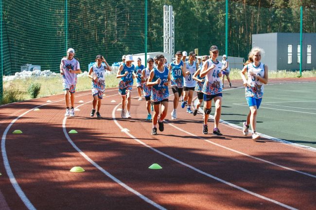 Этим летом в Нижегородской области проходил спортивный лагерь Siburcamp. В нем приняли участие 150 юных..