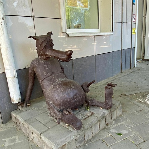 Недавно была в станице Северской, скульптуры там в центре очень милые 😊, пишет..