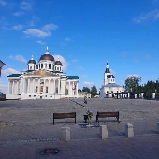 Отправимся в прошлое на Соборной площади в Арзамасе!  Посмотрите, как она преобразилась после..