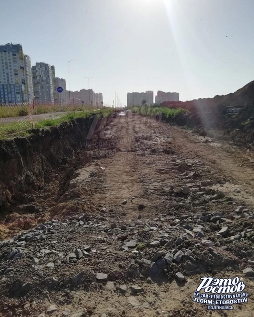 🚊 На Левенцовке продолжают устаналивать рельсы для скоростного..