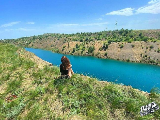 🏕 Длинный Каньон под Каменском - шикарное место 🏞  Вода просто голубая и прозрачная, как слеза. Очень круто..