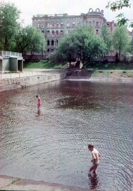 Парк "Черное озеро" в 1994 году.  Фото: Илья..