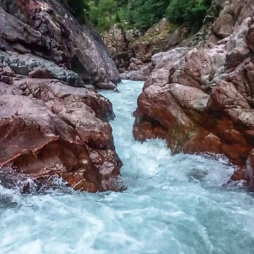 ⛰️Гранитный каньон - памятник природы Адыгеи, грандиозный тектонический разлом в Даховском гранитном..