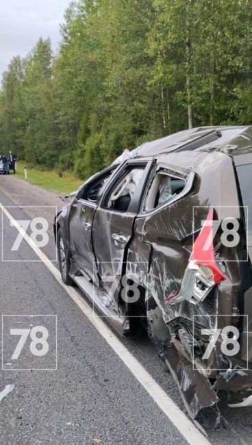 На трассе Кола столкнулись сразу четыре автомобиля.  ДТП произошло на 90-м километре автодороги. Автомобили..