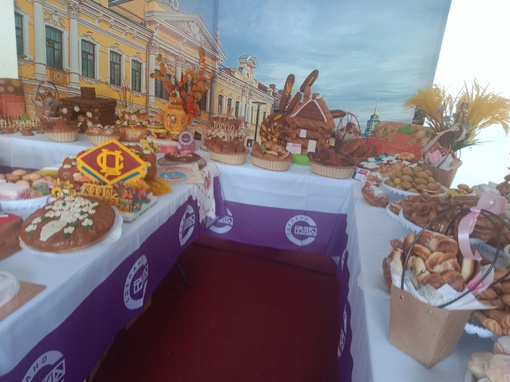 Гастрономический фестиваль на Нижегородской..