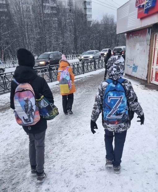 Одинокой матери с двумя детьми предложили служить по контракту на СВО, чтобы погасить долги перед банком...