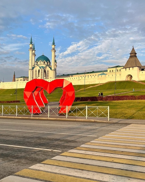 Доброе утро, любимый город! Всем отличных выходных..