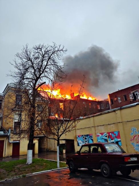 🔥Сегодняшнее утро на Станиславского  глазами студента  Пожар уже потушили  ⚠ВНИМАНИЕ!..