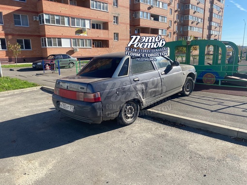 🤯 ДТП на Шаповалова. 
«У машины с проводкой проблемы,и по среди ночи ,из за замыкания она начала заводиться и..