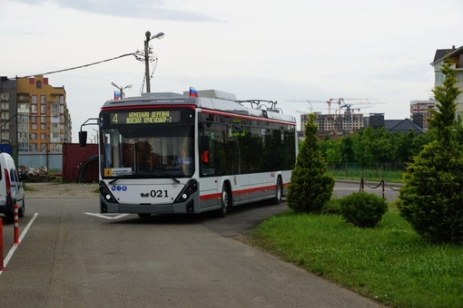 В Краснодар поступили все 60 новых троллейбусов  Из общего числа электротранспорта 38 единиц техники — с..