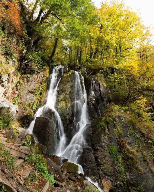 Водопад Кейва🍁💧  Осень в Сочи.  Фото:..