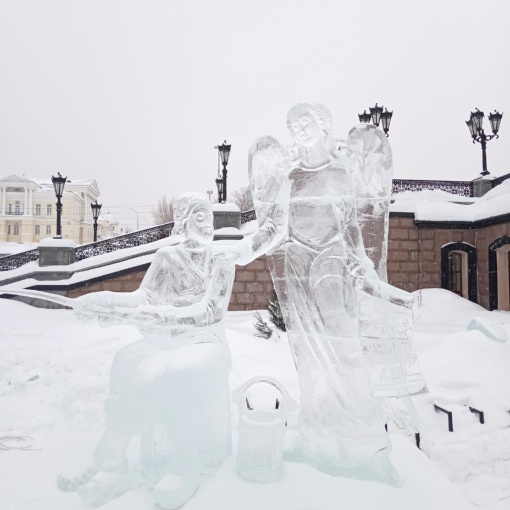 Фестиваль ледяных скульптур у Храма-на-крови
За фото спасибо нашей..