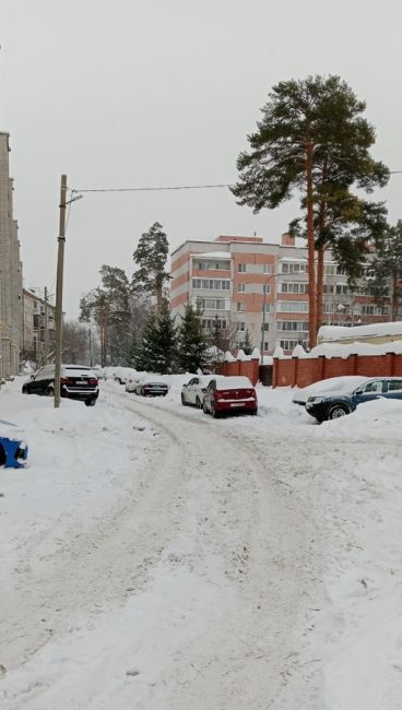 Это вообще какой то кошмар происходит враньё на вранье, Администрация КирМос на своих сайтах опубликовали..