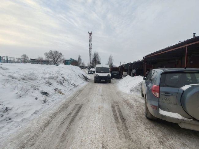 Водитель микроавтобуса сбил ребенка на улице Высоцкого  25.02.2024 в 08:55 в Новосибирске, водитель-мужчина 1973 года..