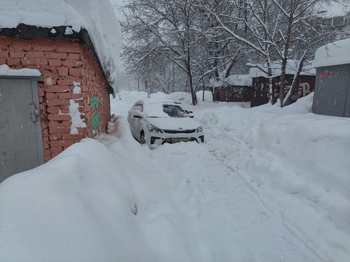 Есть у нас в Казани группа в телеге - бесплатной взаимопомощи 4х4. Когда-то застрял я в отдалённом посёлке, на..