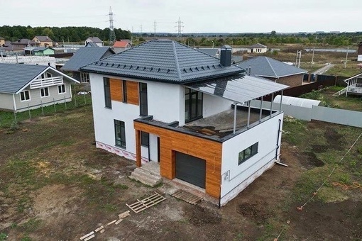 Дом 180кв/м с террасой 40 кВ/м на втором этаже, построенный в Казани по нашему проекту.  Внутри расположены:  • 3..