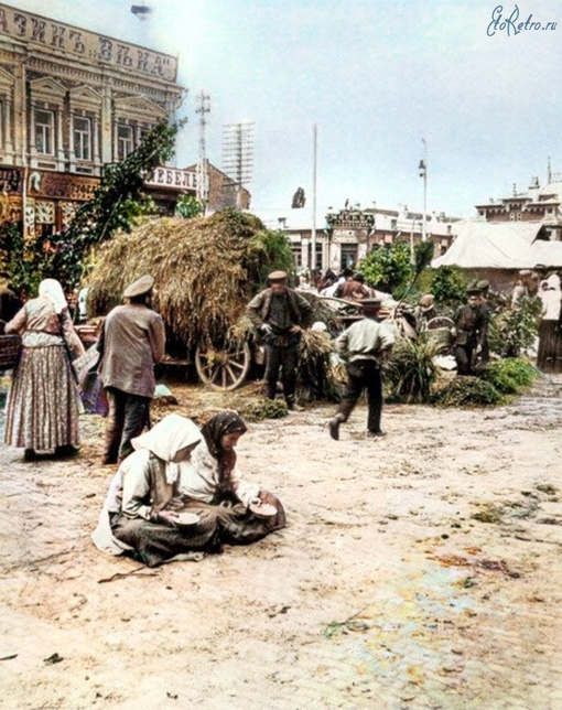 Новый рынок 1909 год. Угол ул.Полицейской и Бурсаковской (сейчас Гоголя и Красноармейская).  Фото: Старинный..