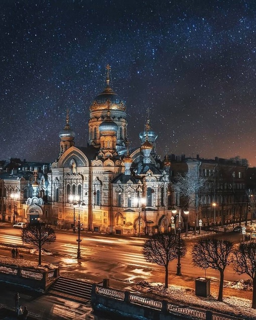 Петербургские храмы ночью —..