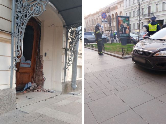 Автомобиль протаранил военкомат в центре Петербурга  9 мая неожиданно досталось военкомату Центрального..