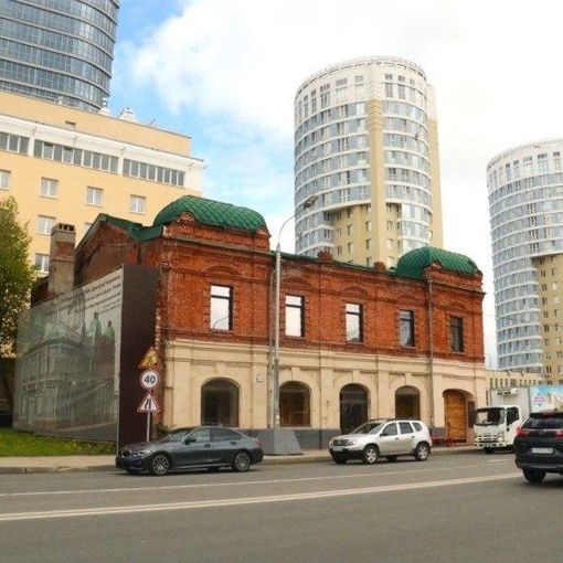 📍 В доме Башкирова на Большой Печерской открылось полноценное культурное пространство!  В антураже..