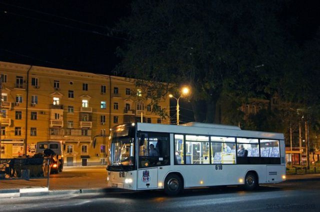 Автобусы в Ростове будут ходить до трех часов ночи в пасхальную ночь. 
Некоторые маршруты будут изменены...