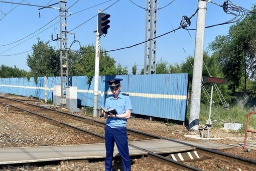 Прокуратура рассказала, кого насмерть сбил поезд на станции «Киркомбинат» в Самаре 
Трагедия произошла на..