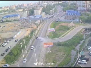 Ужасная трагедия: пьяный водитель сбил пешеходов на тротуаре  В Благовещенске пьяный водитель на Suzuki сбил..