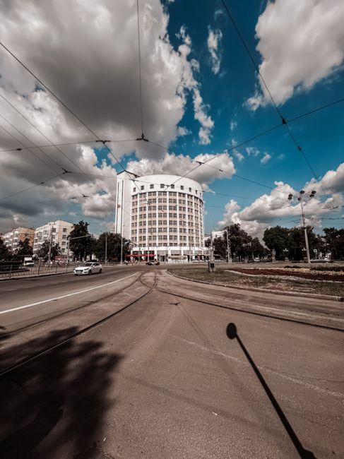 Историческая прогулка по Екатеринбургу - столице конструктивизма🏛  За фото спасибо нашему..