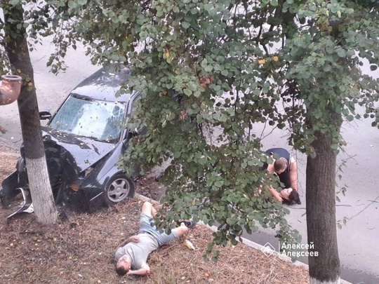 😨 Пьяная девушка устроила смертельное ДТП в Дзержинске  Сегодня рано утром на улице Грибоедова 22-х летняя..