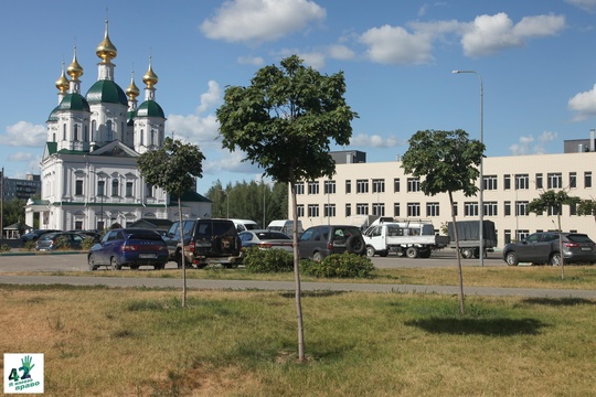 ☀🌳📝 
Микрорайон Юг в Автозаводском районе иногда используется как пример формального, некачественного..