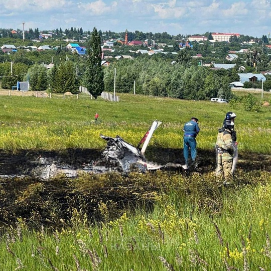 ❗3 человека погибли, 1 пострадал при крушении легкомоторного самолета в Татарстане. 
«Cessna-172» упал в районе..