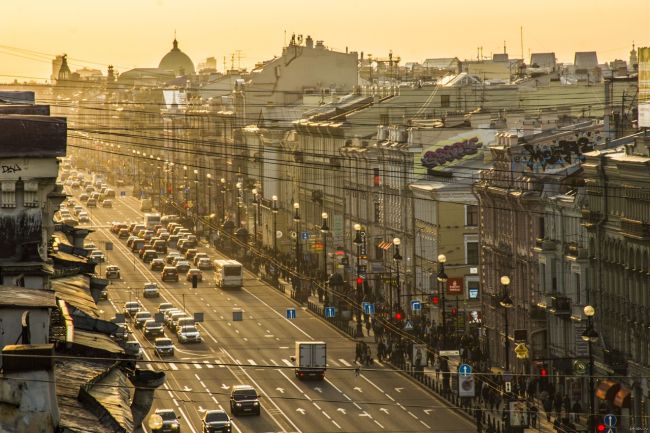 Посмотрим на главные проспекты города. Какой ваш..