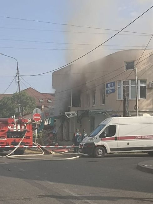 Взрыв прогремел в здании в Апшеронске Краснодарского края. Предварительная причина - взрыв бытового газа ..