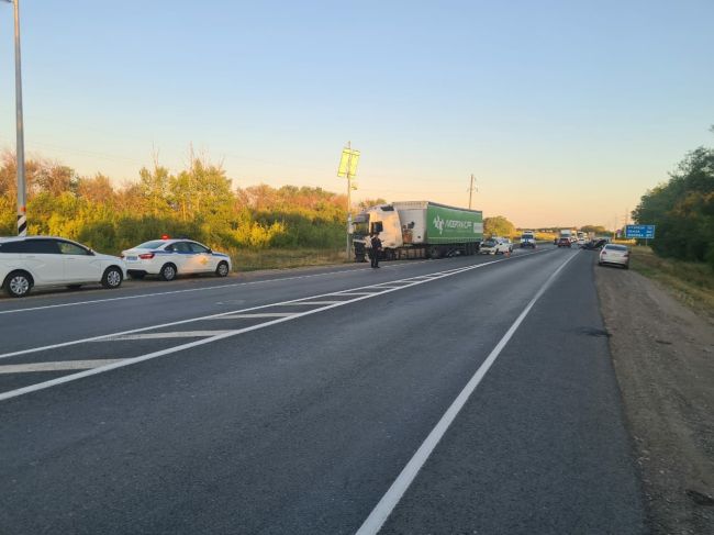 Прокуроры назвали причину смертельного ДТП на трассе М-5 под Самарой  Погибли женщина и ребенок  Прокуроры..