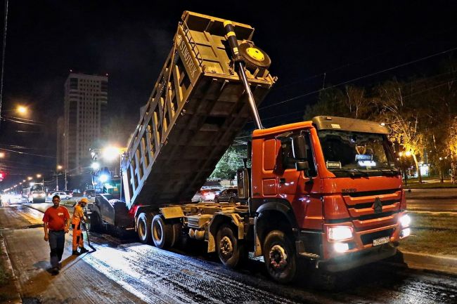 В Самаре меняют смываемый каждой весной асфальт на улице Ново-Вокзальной  Стало известно, когда улица..