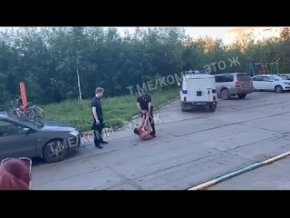 На «Сортавале» сгорел китайский автобус  Как сообщает 47news, в районе поселка Шумилово полностью выгорел..