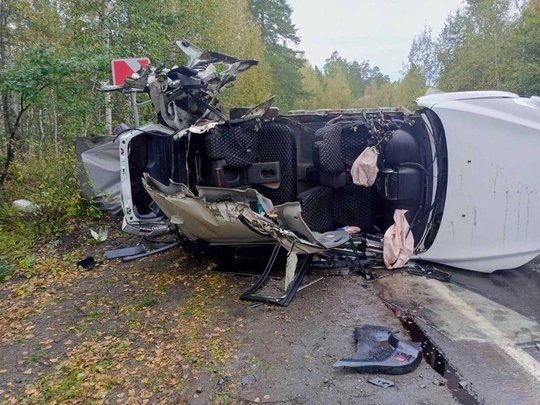 😥 Трагедия на трассе в Верхнем Уфалее: В ДТП погиб 13-летний ребенок  На трассе в Верхний Уфалей произошло..