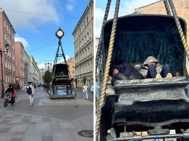 Памятник карете на 1-й Советской улице — любимое место отдыха петербургских бездомных с 2018..