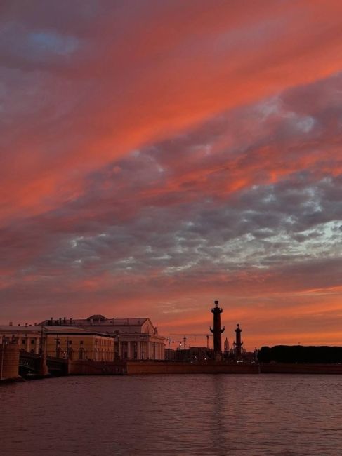 ✨ Невероятные закаты, ради которых хочется возвращаться в город на..