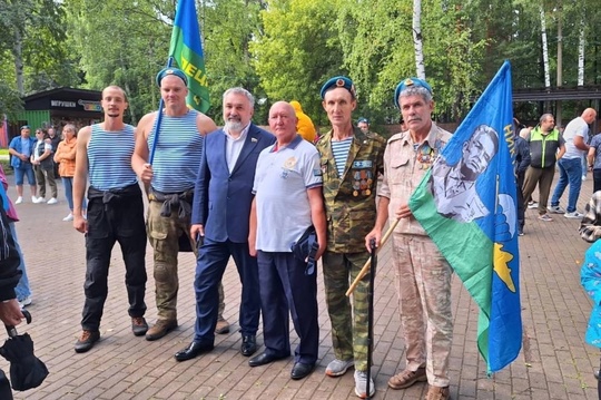 🗣️ В Нижегородской области сегодня торжественно отметили День воздушно-десатных войск  С..