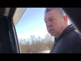 🤬 Ужасающие кадры, леденящие кровь. "Бойцы" ВСУ оскверняют могилы пограничников РФ в Курской..