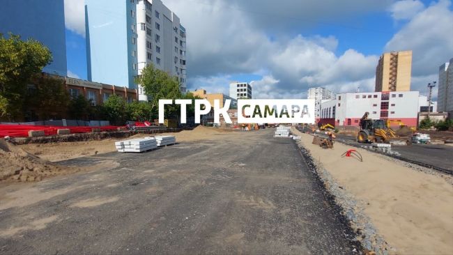 На новом участке улицы XXII Партсъезда в Самаре появился асфальт  Фоторепортаж ГТРК «Самара»  Новый участок..